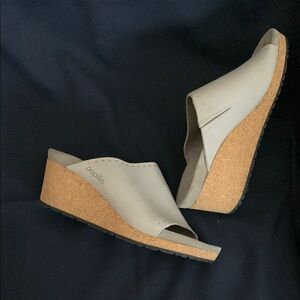 Papillio Women's Gray Wedge Sandals